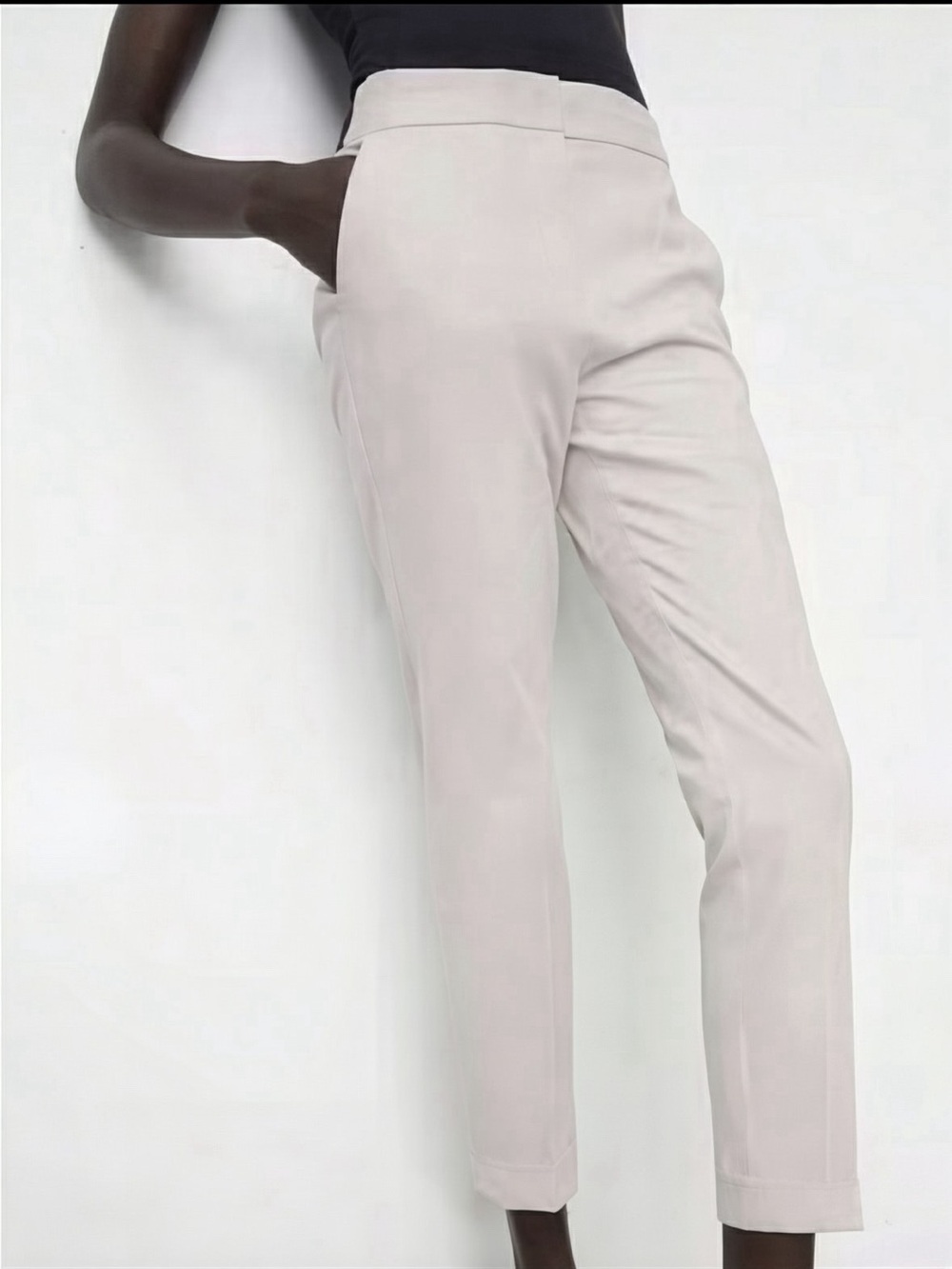 ZARA Jogger Waist Cropped Cigarette Leg Cream Pants--NWT--L